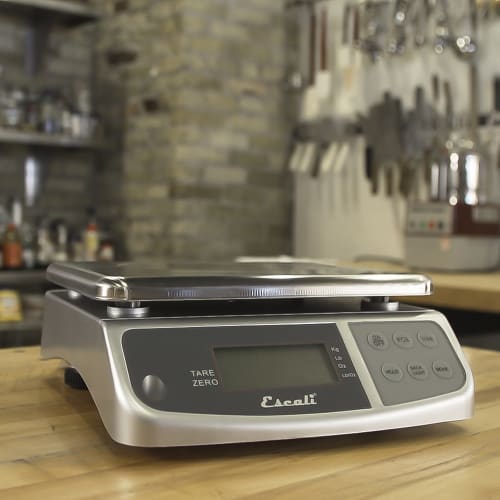 San Jamar SCDGM33 Escali 33 lb Digital Scale w/ Removable Platform - 10 1/4" x 11 3/4", Stainless Steel