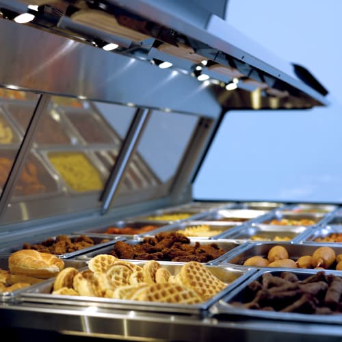 Alto-Shaam ED3-96 96" Full Service Countertop Heated Display Case - 208v