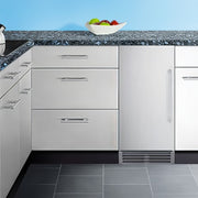 Summit BIM47OS 14 1/2"W Full Cube Undercounter Ice Machine - 50 lbs/day, Air Cooled, Pump Drain, 115v