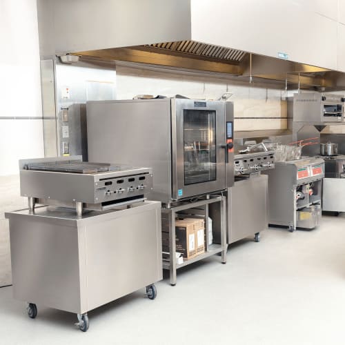 Vulcan VACB25 25 1/8" Radiant Charbroiler w/ Cast Iron Grates, Liquid Propane