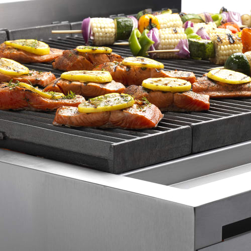 Vulcan VACB47 46 7/8" Radiant Charbroiler w/ Cast Iron Grates, Natural Gas