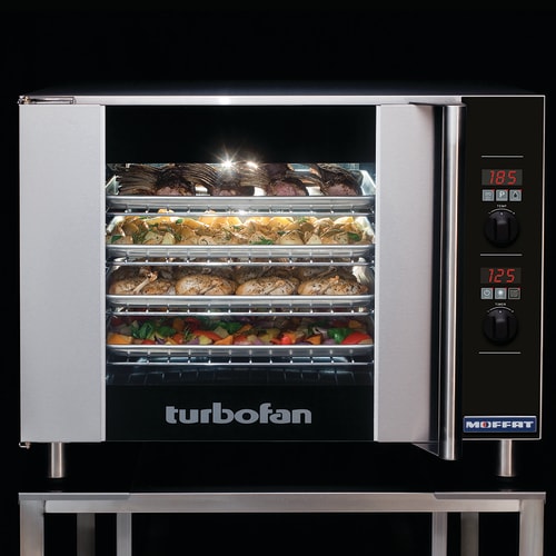 Moffat E31D4 Turbofan® Single Half Size Electric Convection Oven - 2.8 kW, 208v/1ph