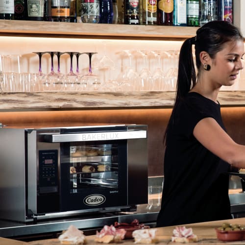 Cadco XAFT-03HS-GD Half-Size Countertop Convection Oven, 120v