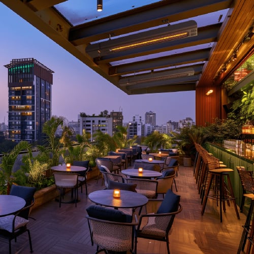 Schwank ESM-4043-24 43 1/4" Ceiling/Wall Mount Indoor/Outdoor Electric Infrared Heater - 4000 watt, 208-240v