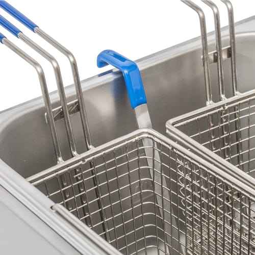 Globe PF10E Countertop Electric Fryer - (1) 10 lb Vat, 120v