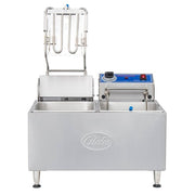 Globe PF32E Countertop Electric Fryer - (2) 16 lb Vats, 208 240v/1ph