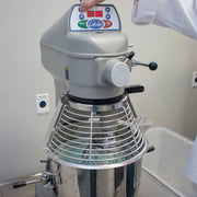 Globe SP20 20 qt Planetary Mixer - Bench Model, 1/2 hp, 115v
