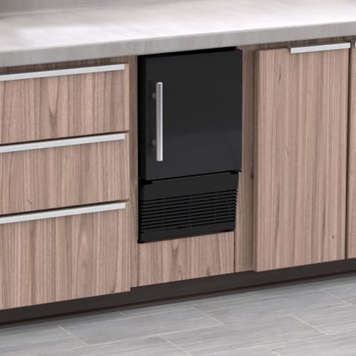 Marvel MACR214BS01B 14"W Crescent Cube Undercounter Ice Machine - 39 lbs/day, Air Cooled, ADA