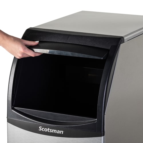 Scotsman CU0715MAX-1 15"W Full Cube Undercounter Ice Machine - 80 lbs/day, Air Cooled, Gravity Drain, 115v