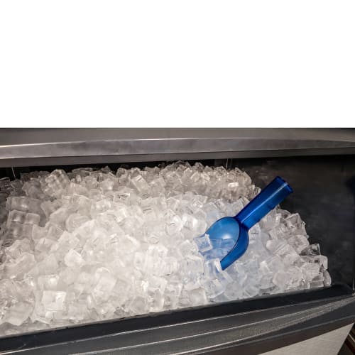Scotsman CU0920MAX-1 20"W Full Cube Undercounter Ice Machine - 100 lbs/day, Air Cooled, Gravity Drain, 115v