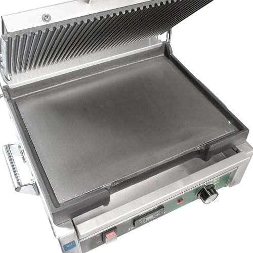 Waring WDG250T Double Commercial Panini Press w/ Cast Iron Grooved & Smooth Plates, 120v