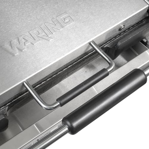 Waring WDG250T Double Commercial Panini Press w/ Cast Iron Grooved & Smooth Plates, 120v
