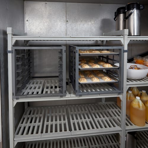 Cambro CSUPR1826S6580 20 1/2" 6 Sheet Pan Rack w/ 3" Bottom Load Slides