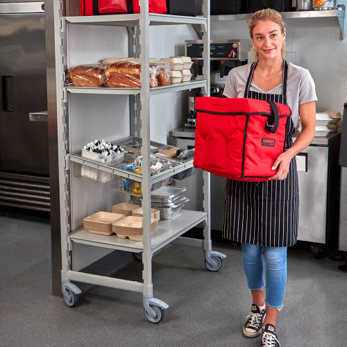 Cambro GBD13913521 GoBag™ Food Delivery Bag - 13" x 9" x 13", Nylon, Red