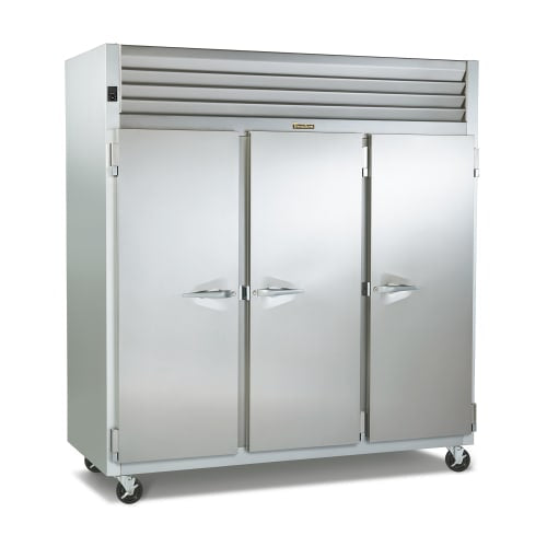 Traulsen G30010 76 3/10" Three Section Reach In Refrigerator, (3) Left/Right Hinge Solid Doors, 115v
