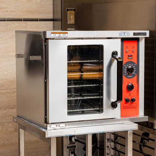 Vulcan ECO2D Single Half Size Electric Convection Oven - 5.5 kW, 208v/1ph