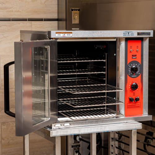 Vulcan ECO2D Single Half Size Electric Convection Oven - 5.5 kW, 208v/1ph