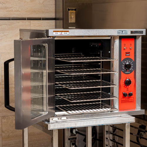 Vulcan ECO2D Single Half Size Electric Convection Oven - 5.5 kW, 208v/1ph