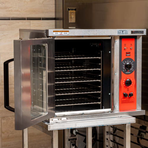 Vulcan ECO2D Single Half Size Electric Convection Oven - 5.5 kW, 208v/1ph