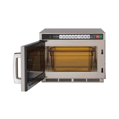 Sharp R-CD2200M 2200w TwinTouch™ Commercial Microwave w/ Touch Pad - 208-230v