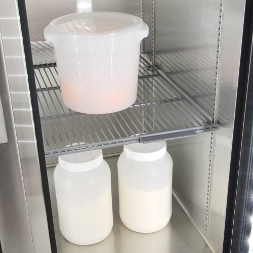 True T-35G-HC~FGD01 39 3/5" Two Section Reach In Refrigerator, (2) Left/Right Hinge Glass Doors, 115v