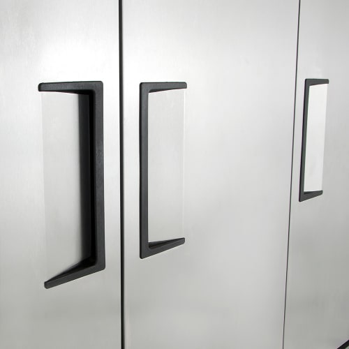 True T-72-HC 78 1/10" Three Section Reach In Refrigerator, (3) Left/Right Hinge Solid Doors, 115v