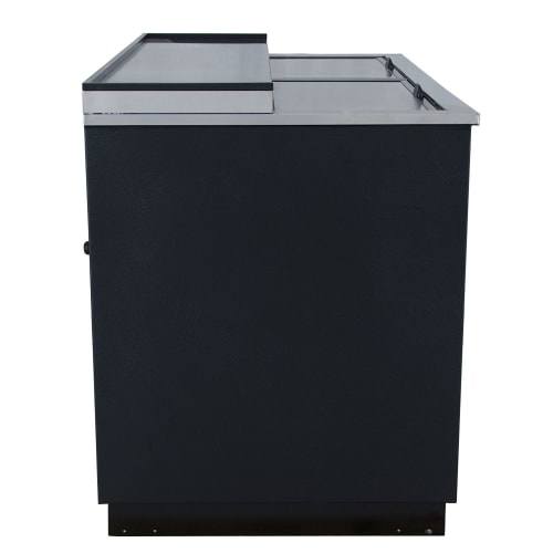 True TD-50-18-HC 50" Forced Air Bottle Cooler - Holds (396) 12 oz Bottles, Lid Locks, 115v