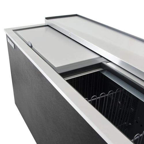 True TD-65-24-HC 65" Forced Air Bottle Cooler - Holds (528) 12 oz Bottles, Lid Locks, 115v