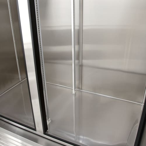 True TS-49-HC 54 1/10" Two Section Reach In Refrigerator, (2) Left/Right Hinge Solid Doors, 115v