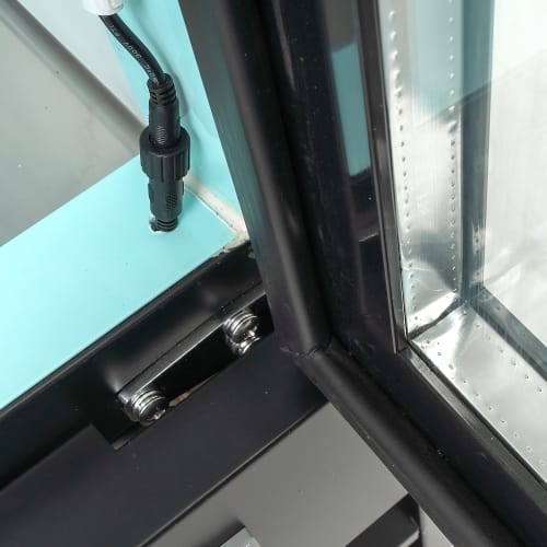 MoTak MGD-1DR-21-X 21 5/8" One Section Glass Door Merchandiser - (1) Right Hinge Doors, Black, 115v