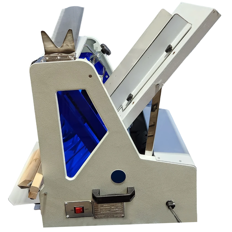 BakeMax BMGF001 Heavy-Duty Countertop Bread Slicer – 7/16" Slice, 35 Blades.